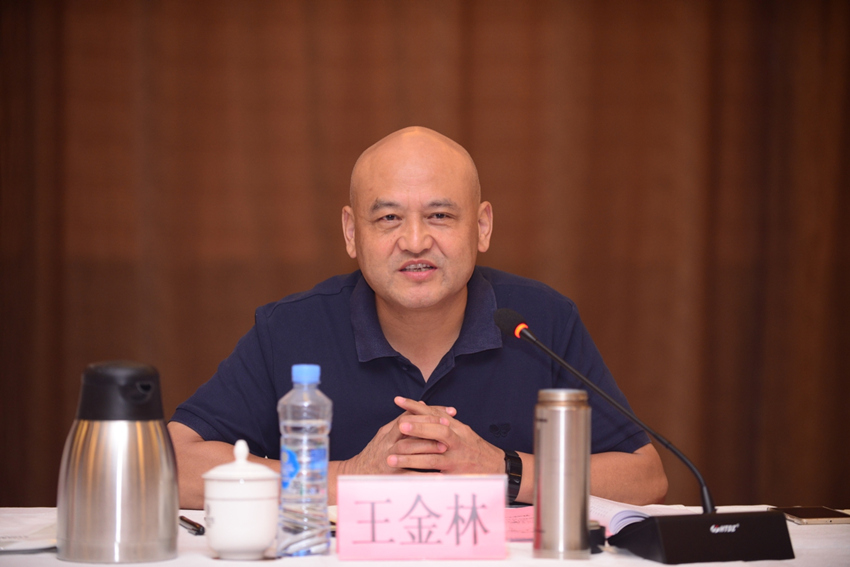 省国资委党委委员、省纪委驻省国资委纪检组组长王金林在南宫娱乐
专题民主生活会上点评讲话_副本.jpg 省国资委党委委员、省纪委驻省国资委纪检组组长王金林在南宫娱乐
专题民主生活会上点评讲话_副本.jpg